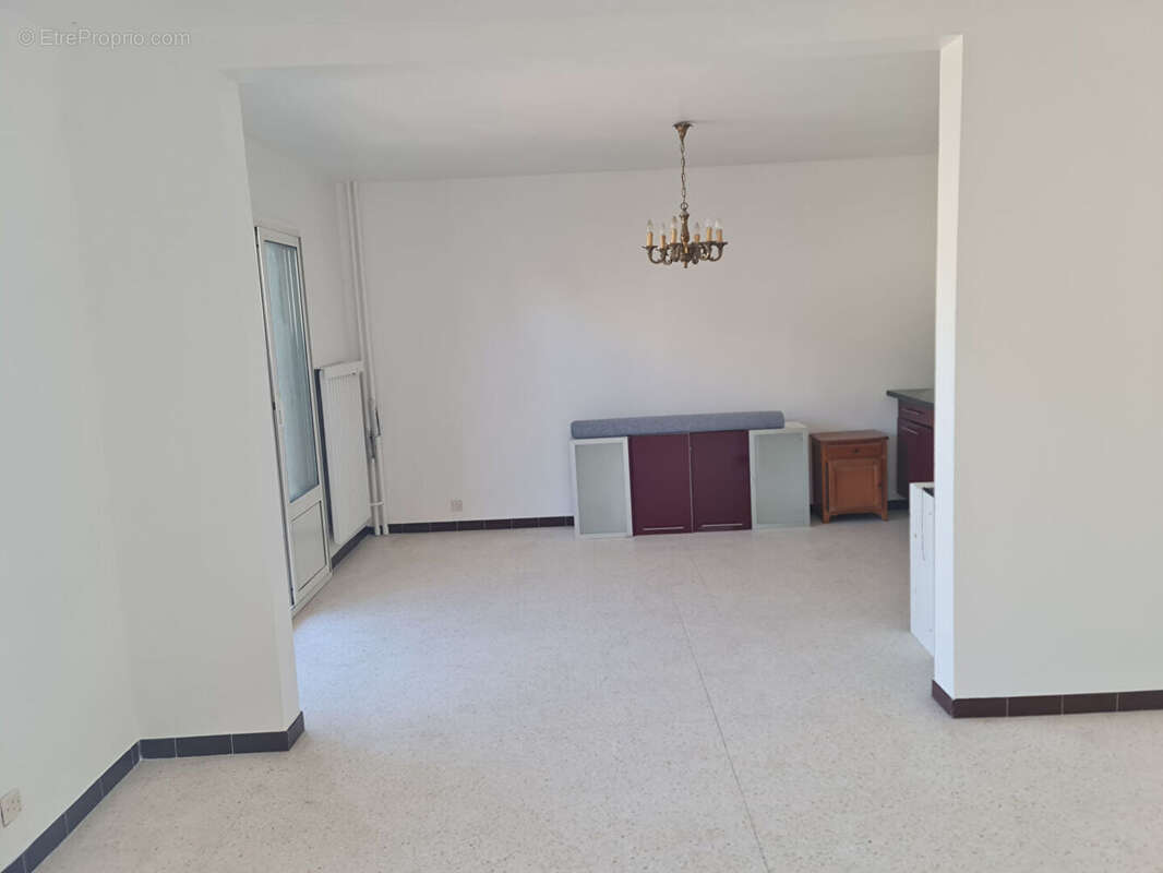 Appartement à LA VALETTE-DU-VAR