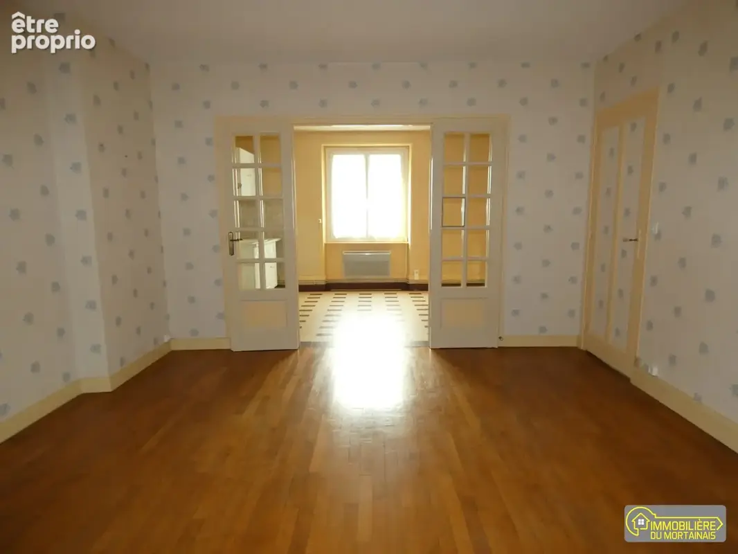 Appartement à SAINT-HILAIRE-DU-HARCOUET