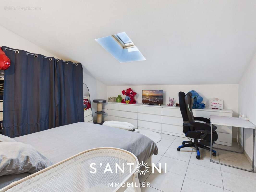 Marseillan- appartement t4- 2 parkings - cellier - photo 8