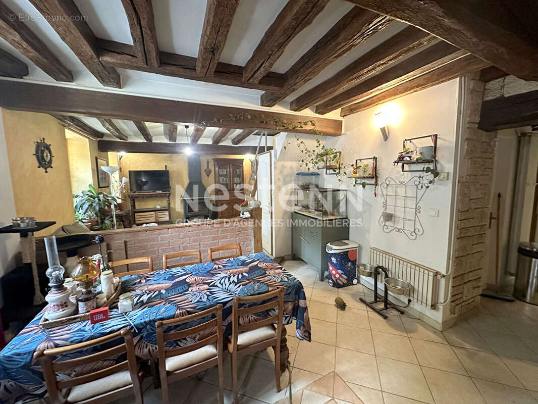 Maison à CHAUMONT-EN-VEXIN