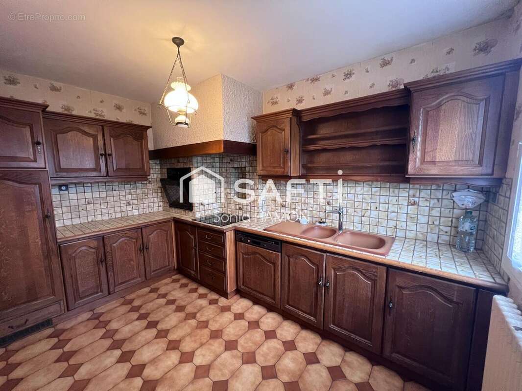 Photo 3 - Maison à SAINT-MARTIN-DES-CHAMPS