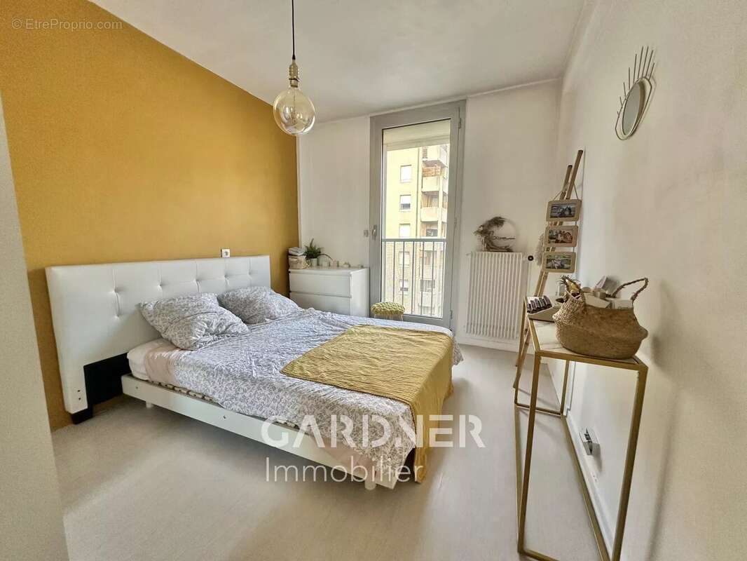 Appartement à AUBAGNE