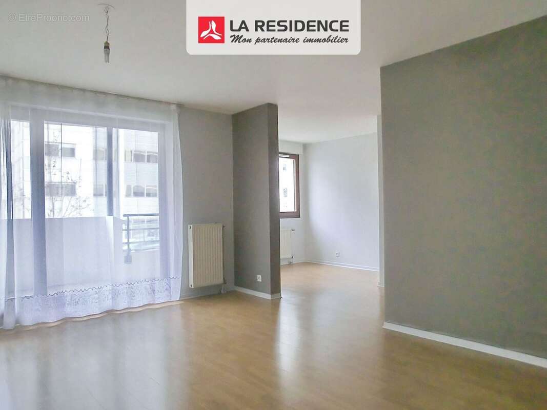 Appartement à MONTIGNY-LE-BRETONNEUX