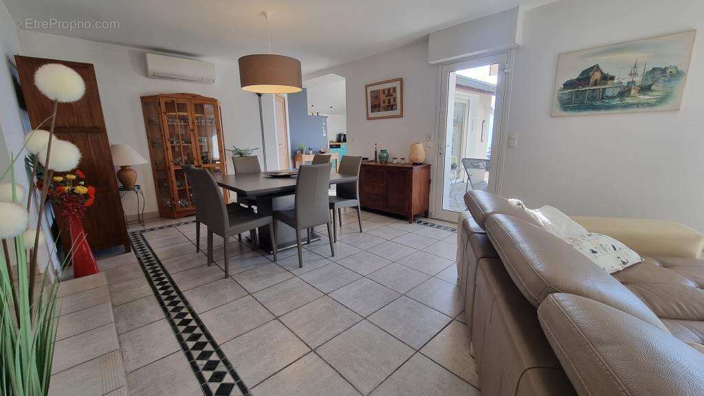 Maison à SAINT-ISMIER