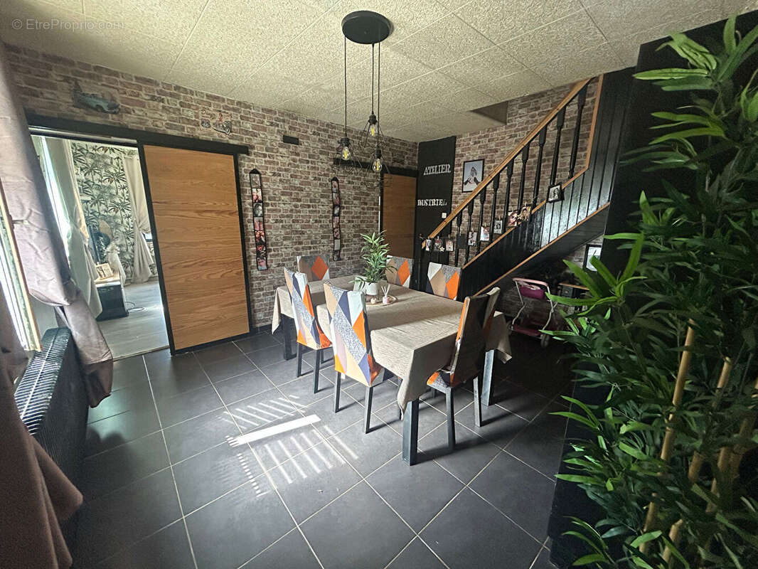 Maison à PELVES