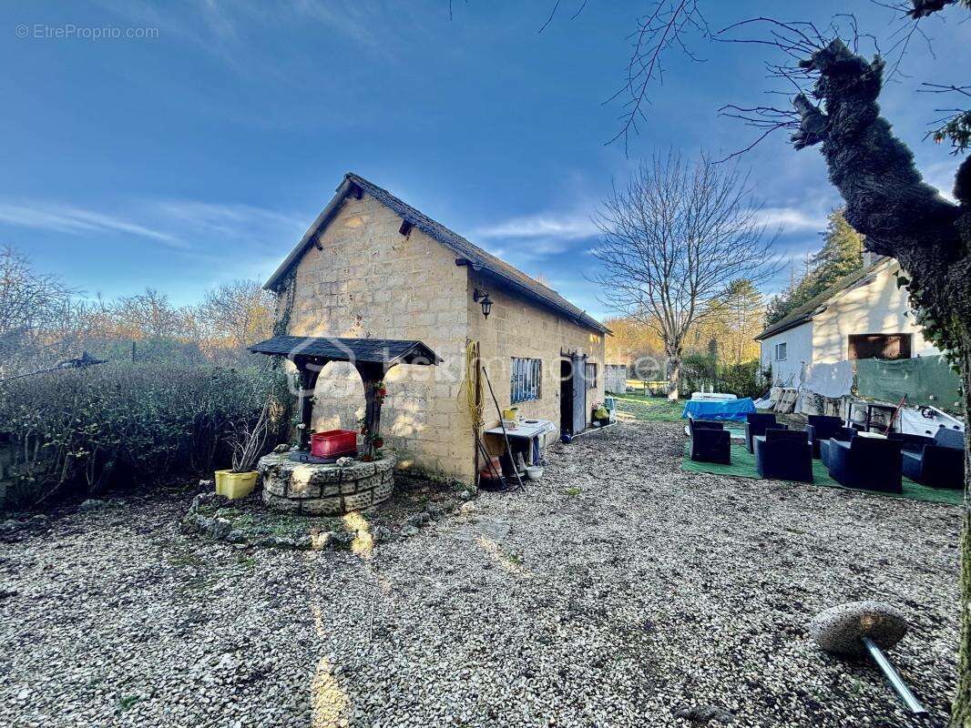  Noyen-sur-Seine – Maison 3 chambres, DPE D, sous-sol total et 2 131 m² de terrain - photo 11