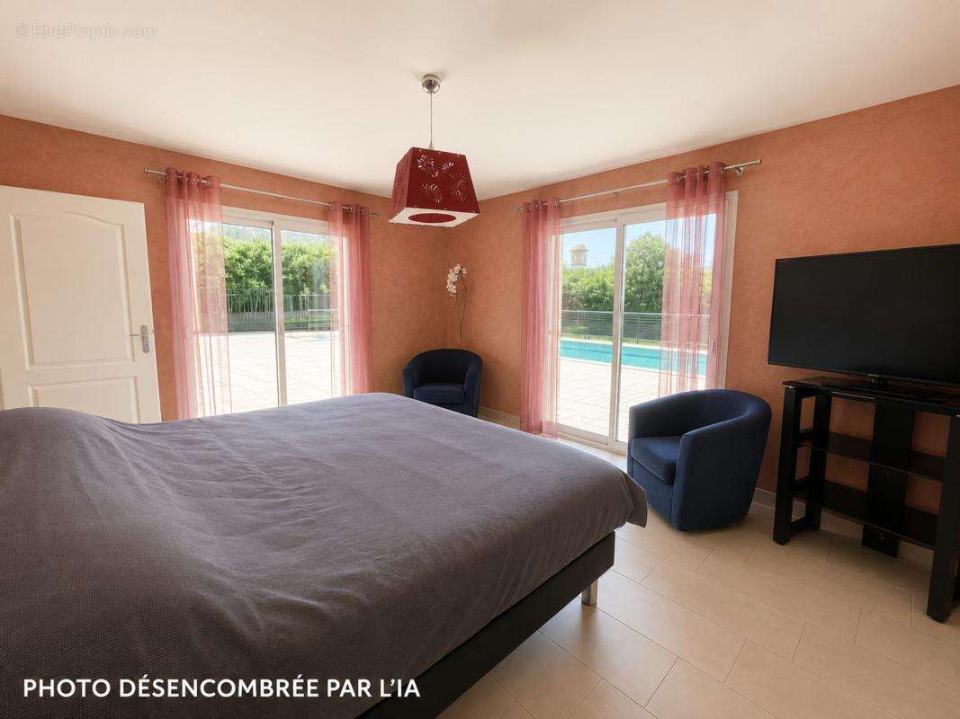 Maison 188 m² à Ribaute-Les-Tavernes  - photo 6