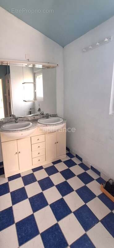 Maison à vendre 4 pièces LA PLAINE SUR MER (44) - photo 7