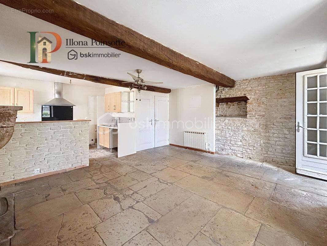 Maison à POILLY-SUR-SEREIN