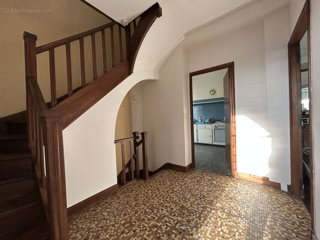 Maison à LEZIGNAN-CORBIERES