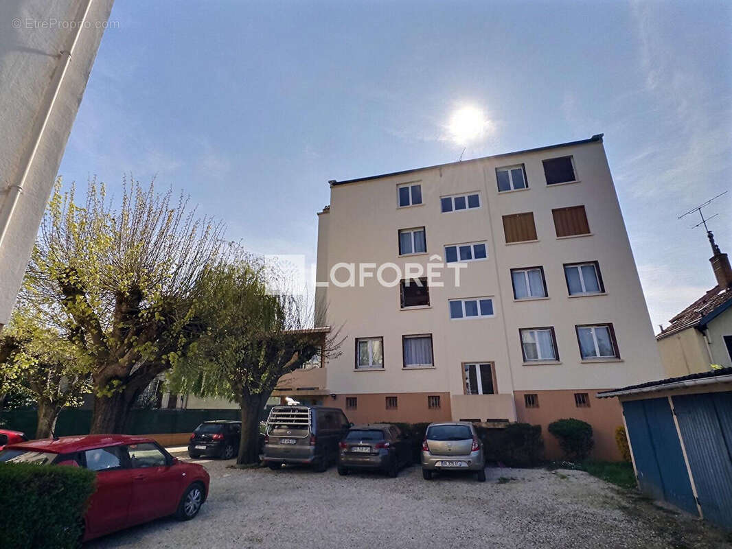 Appartement à VITRY-SUR-SEINE