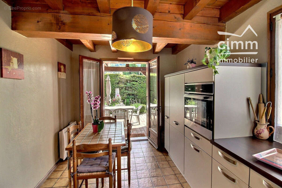 Maison 130 m² à Domancy  - photo 2