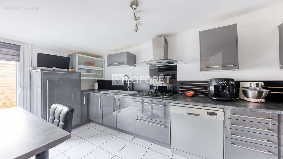 Maison à ROISSY-EN-BRIE