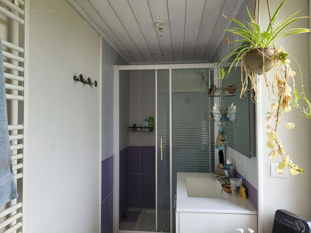 Maison à ALMONT-LES-JUNIES