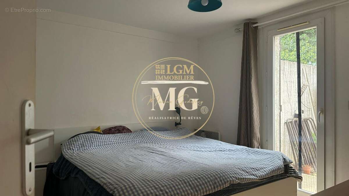 Appartement à MAUGUIO