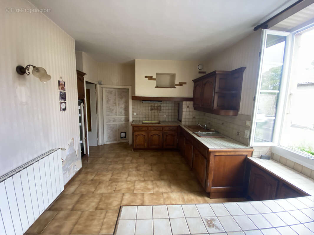 Maison à SEISSAN