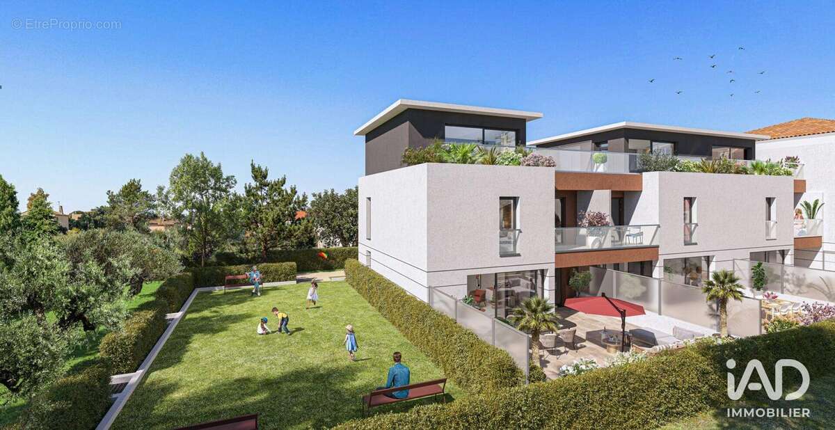 Appartement 139 m² à Six-Fours-Les-Plages  - photo 2