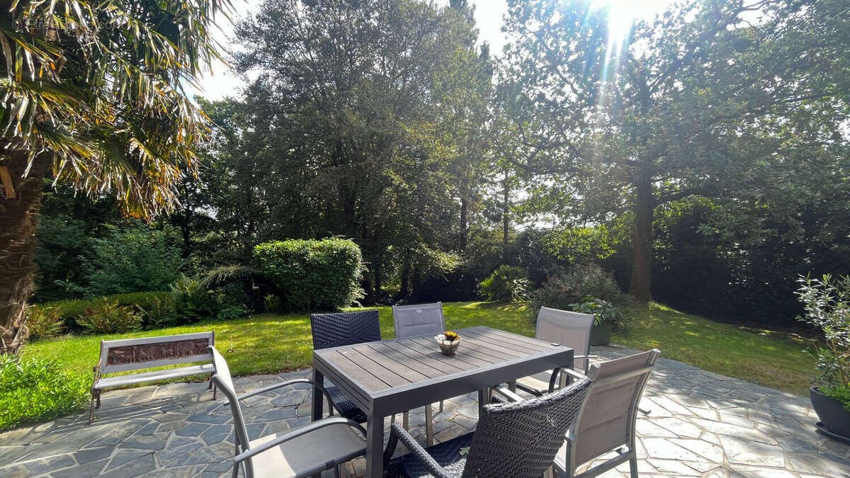 Maison à SAINT-THEGONNEC