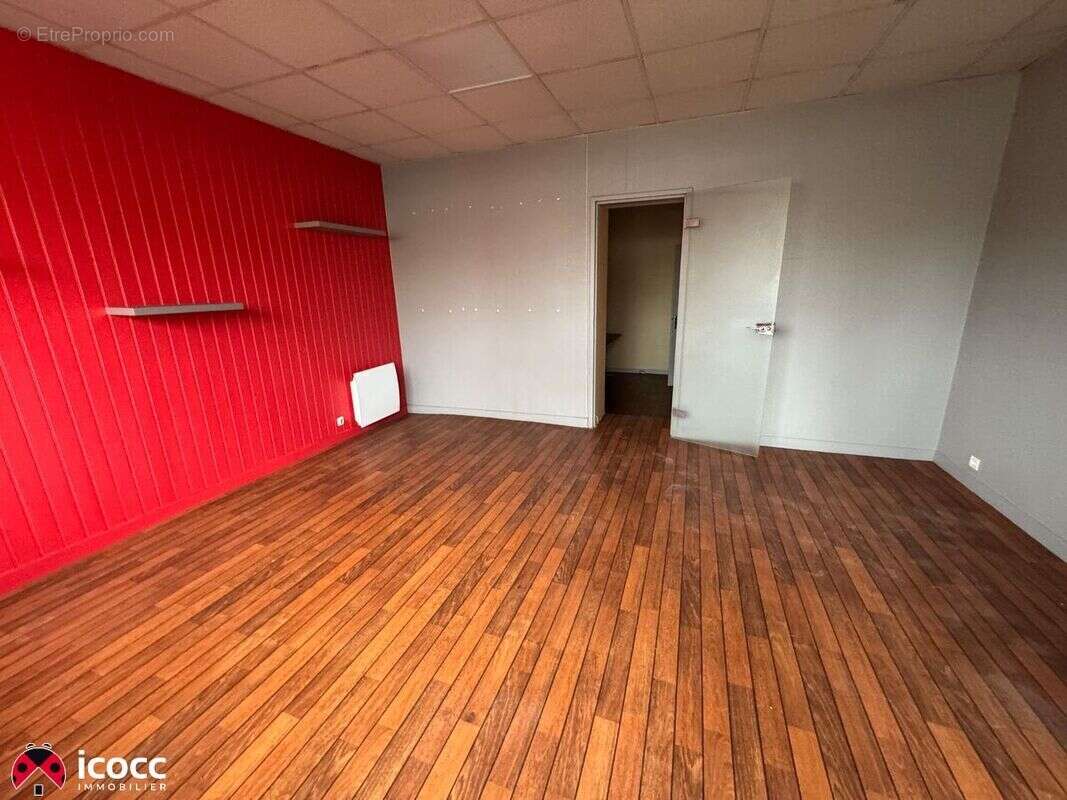 Appartement 11 pièces 160 m² à vendre à Lucon (85400) - photo 2