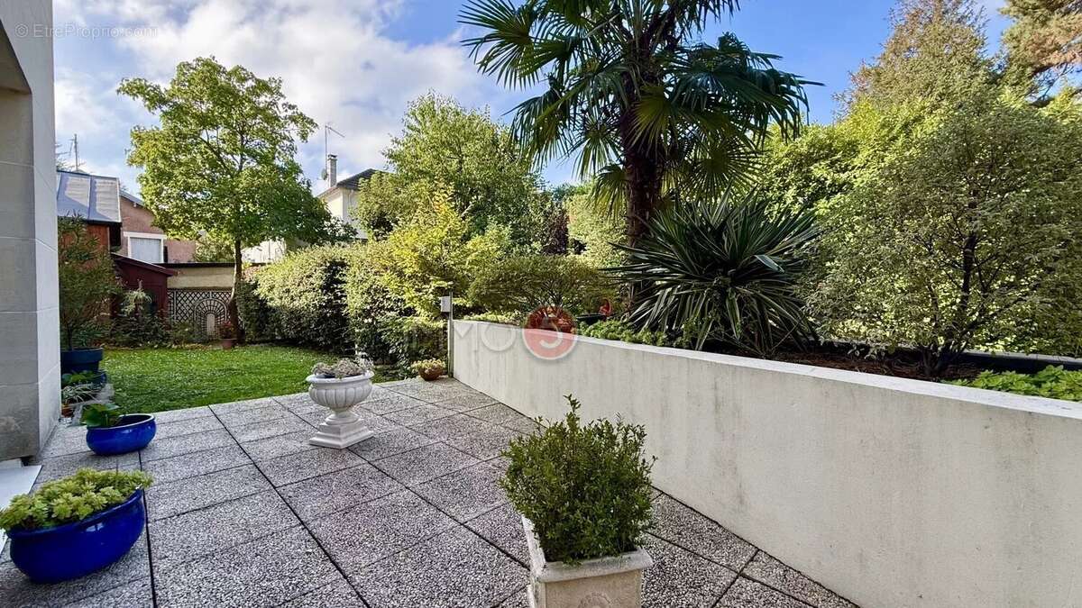 Appartement à LE RAINCY