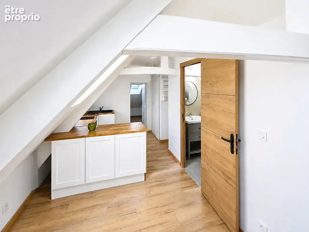 COURSEULLES SUR MER - proche centre ville et plage - appartement F2 - photo 15