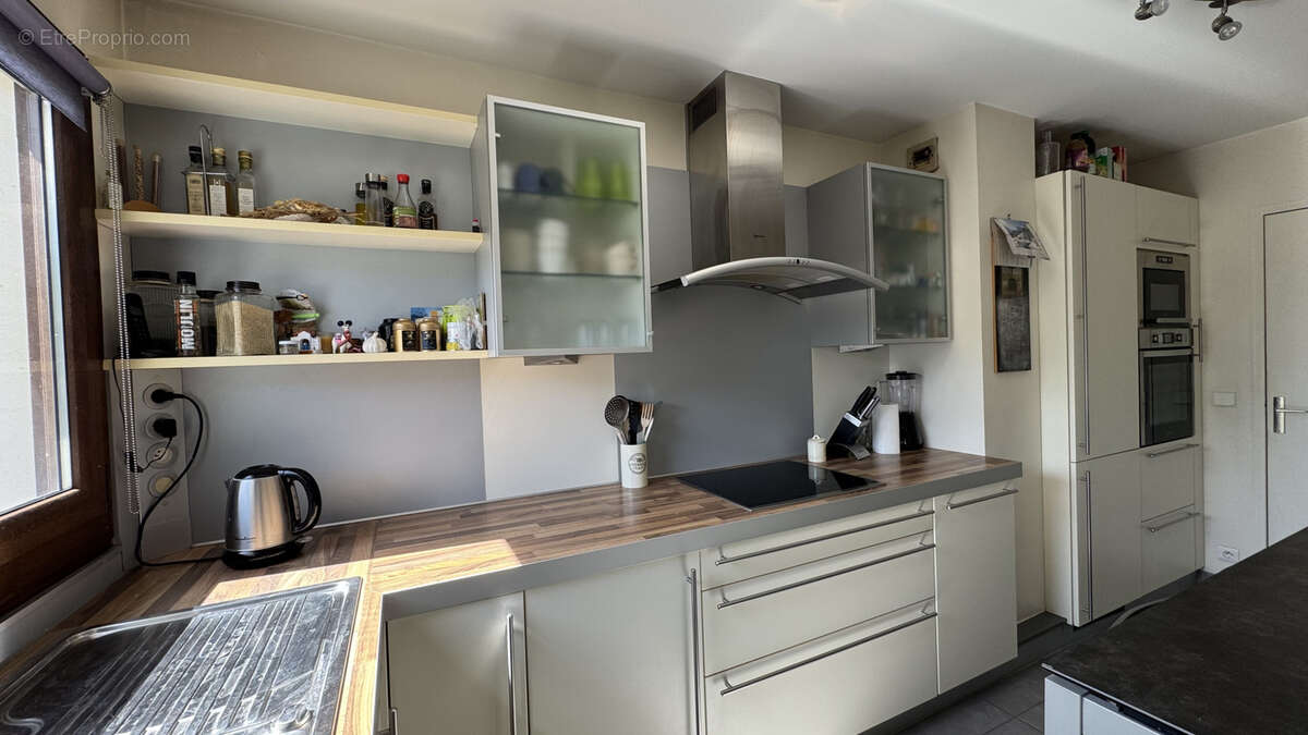 Appartement à AIX-LES-BAINS