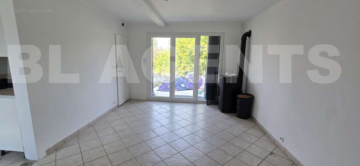 0SAM_303 - Maison à FONTAINE-FOURCHES