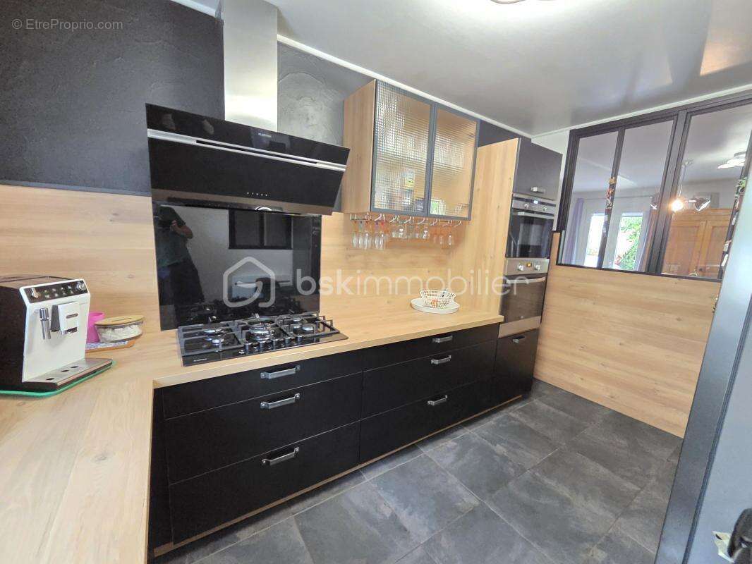Magnifique Pavillon de plain pied de 143m² à Saint Léger le Petit - photo 9