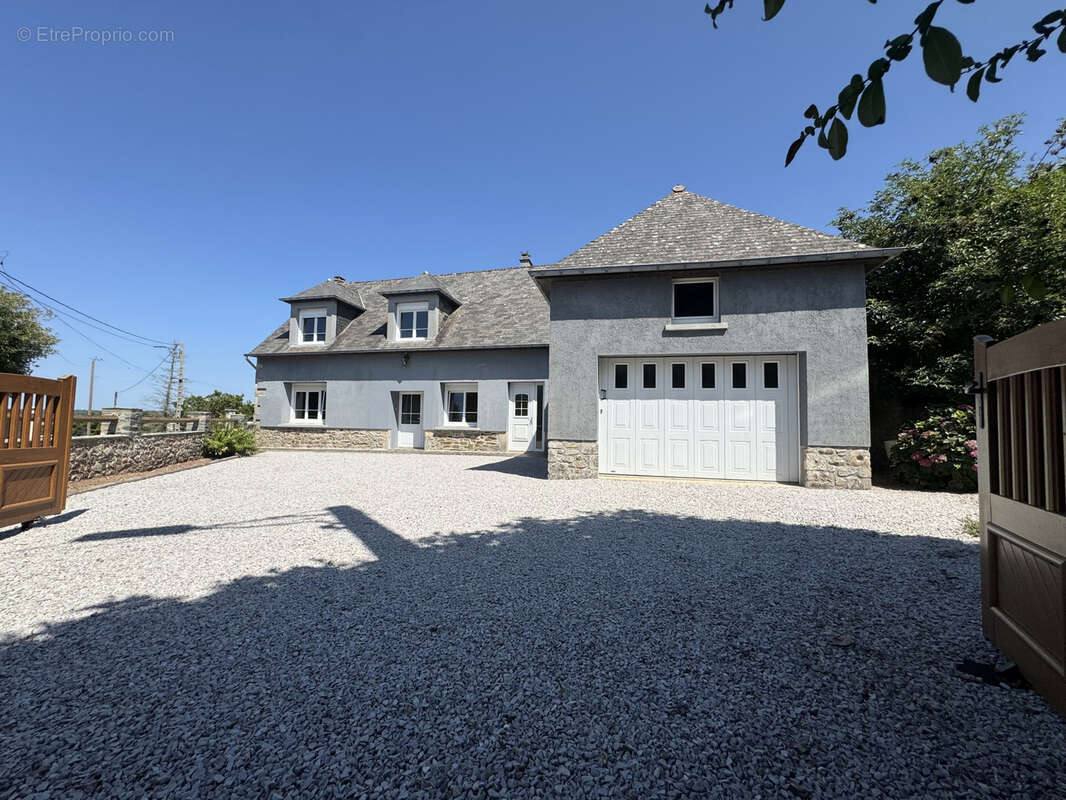 Jolie maison en pierres et masses entre valognes et le val de saire - photo 2