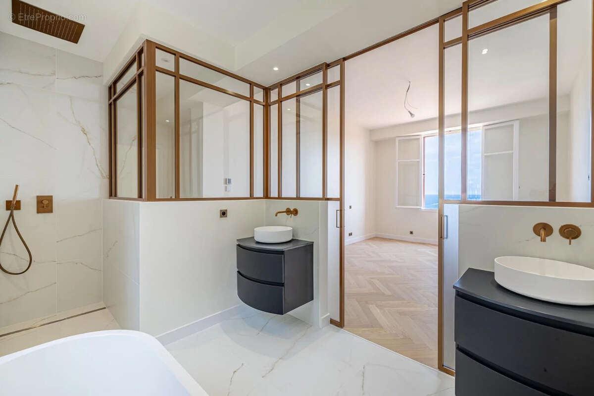 Appartement à BEAULIEU-SUR-MER