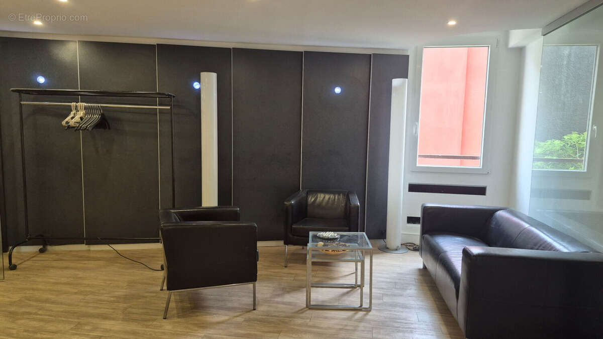 Bureaux bas montreuil limite vincennes - photo 5