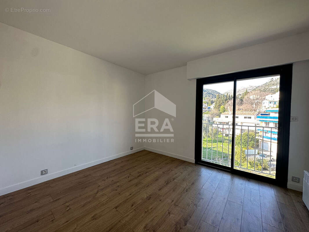 Appartement à VENCE