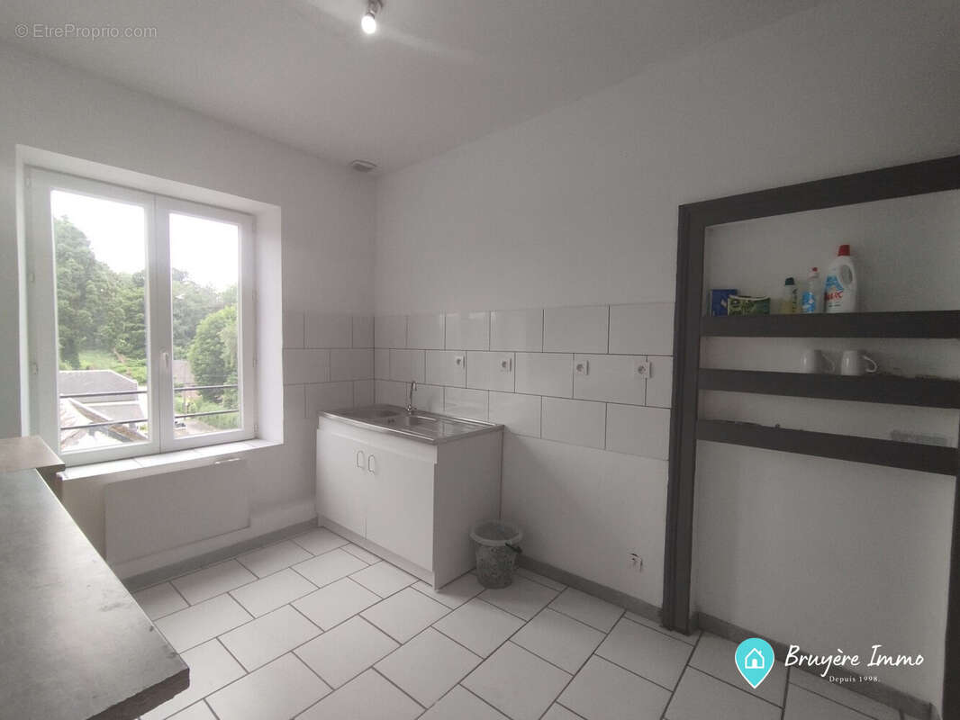 Appartement à FOURMIES