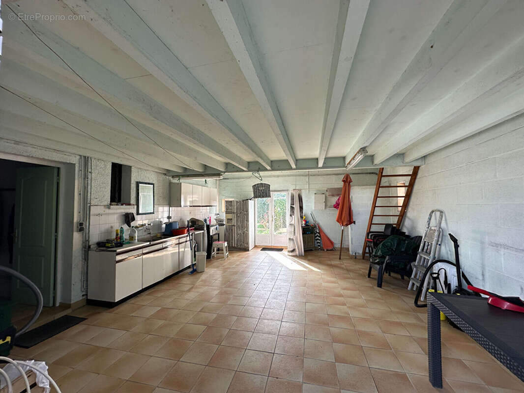 Maison à BOURCEFRANC-LE-CHAPUS