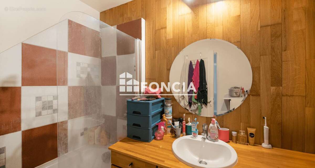 Appartement à FLEURY-LES-AUBRAIS