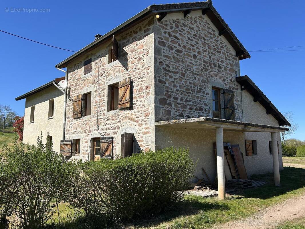 Photo 1 - Maison à LA PACAUDIERE
