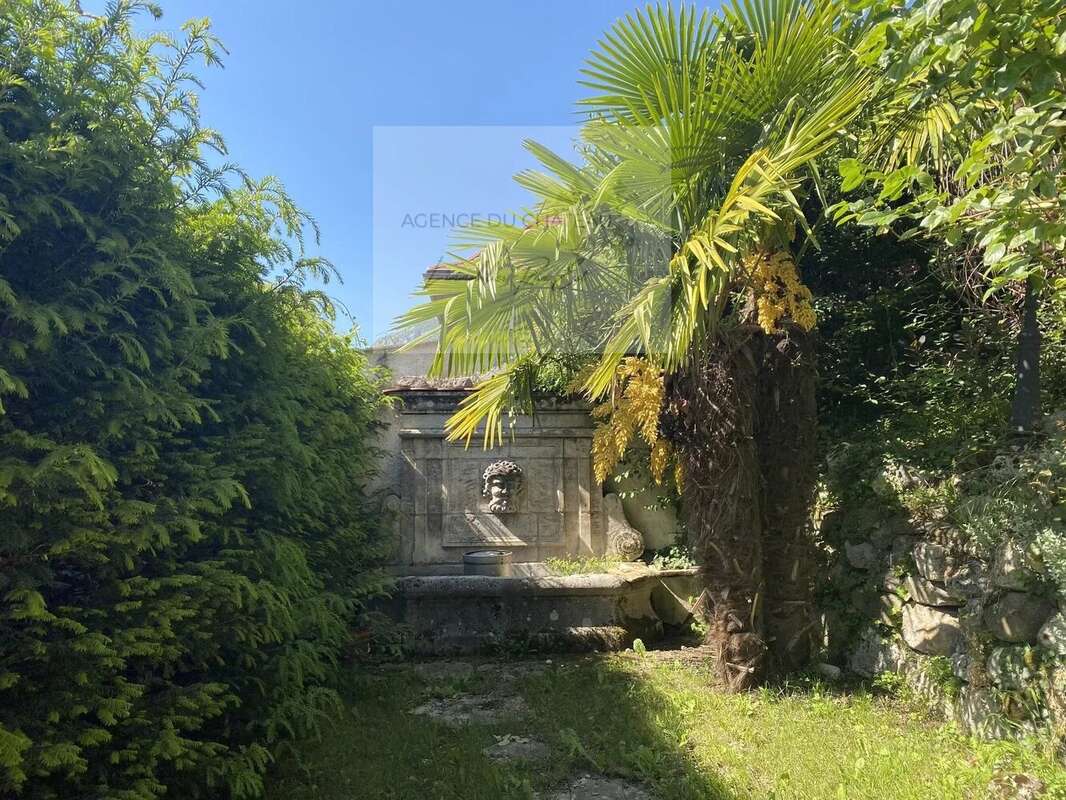 Maison à VEYRIER-DU-LAC