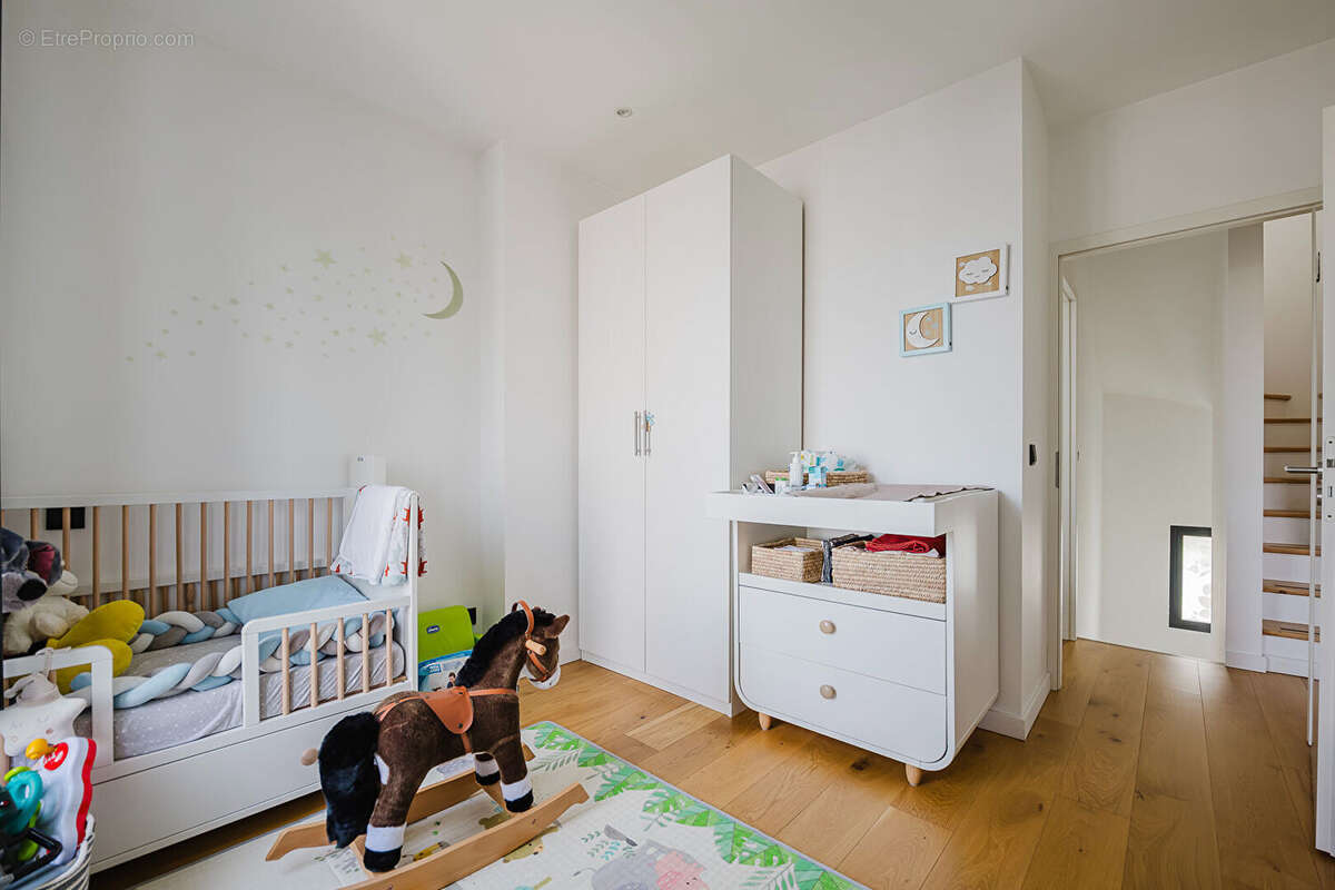 Maison à BRY-SUR-MARNE