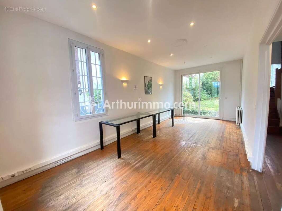 Maison à SAINT-ARNOULT