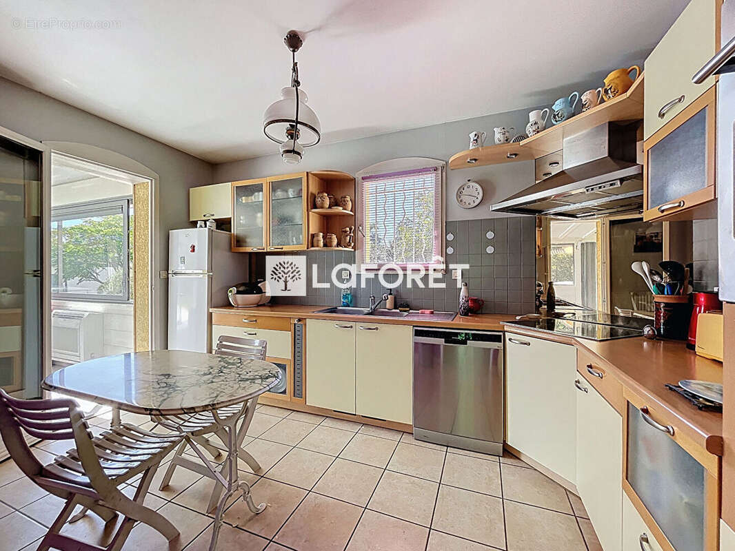 Maison à MONTMERLE-SUR-SAONE