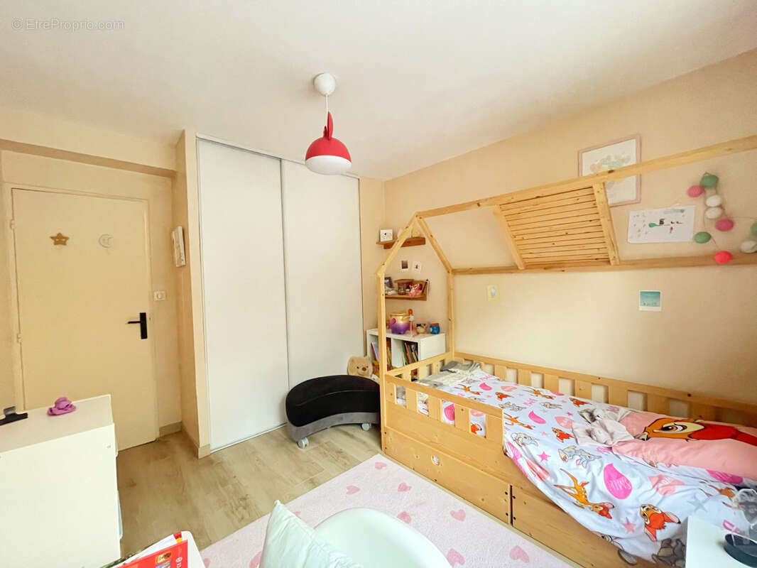 Appartement à OULLINS