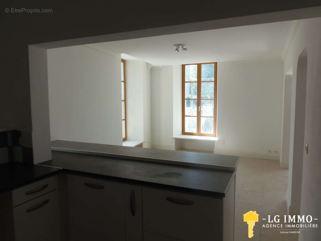 Appartement à MORTAGNE-SUR-GIRONDE