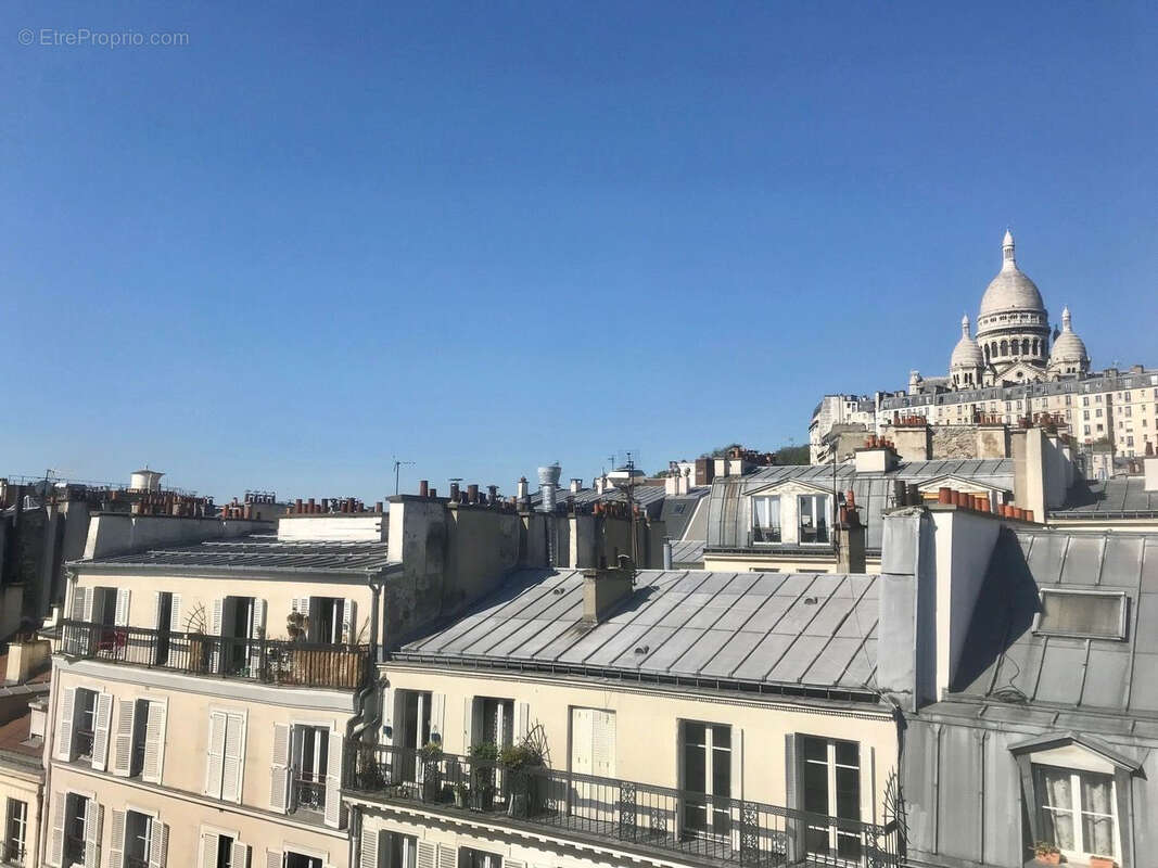 Appartement à PARIS-18E