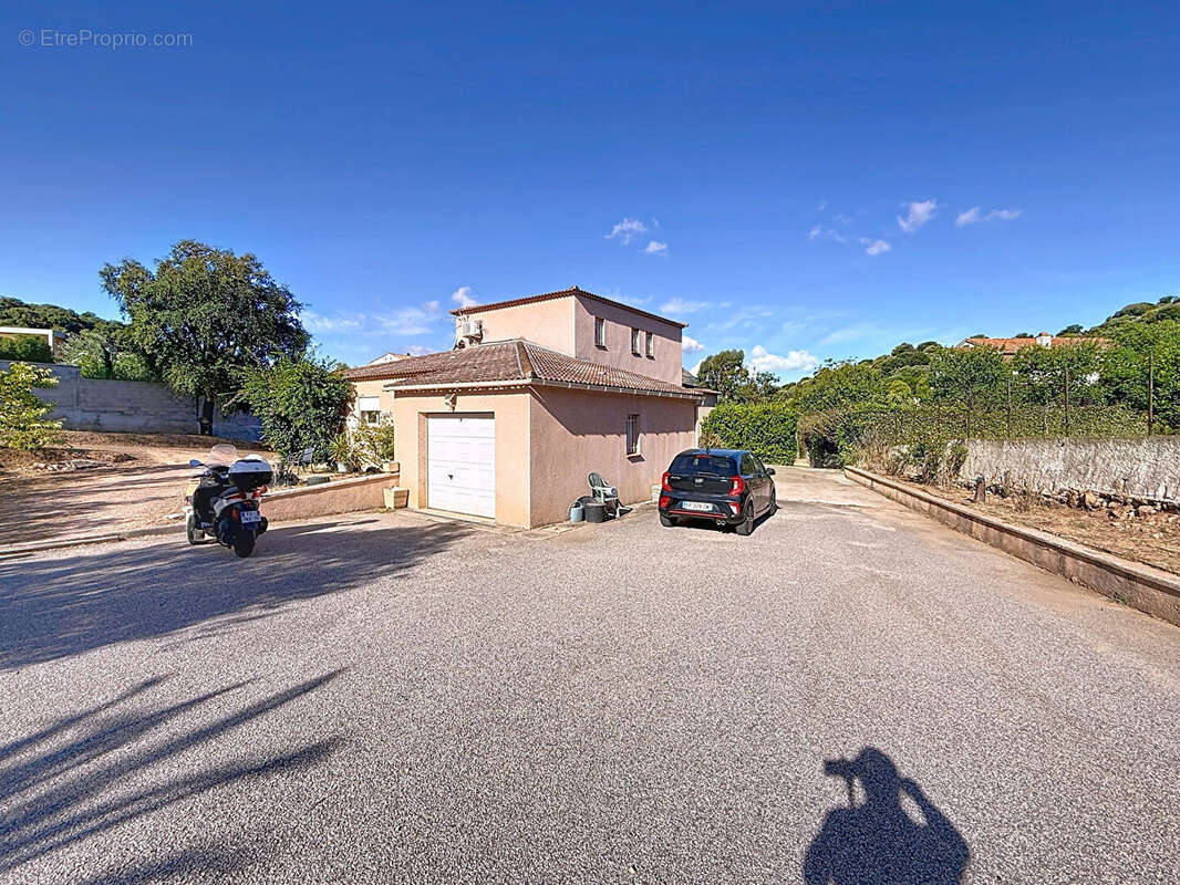 Maison à AFA
