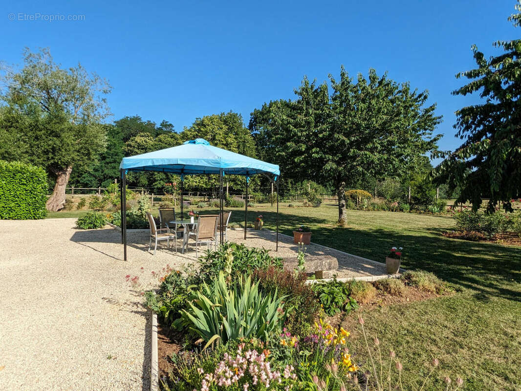 Maison de Maitre à vendre - Vienne - Maison à ROMAGNE