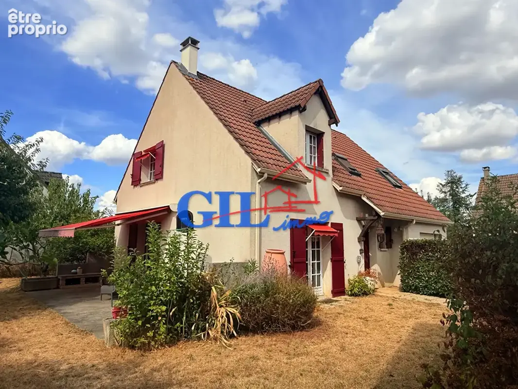 Maison à SAVIGNY-LE-TEMPLE
