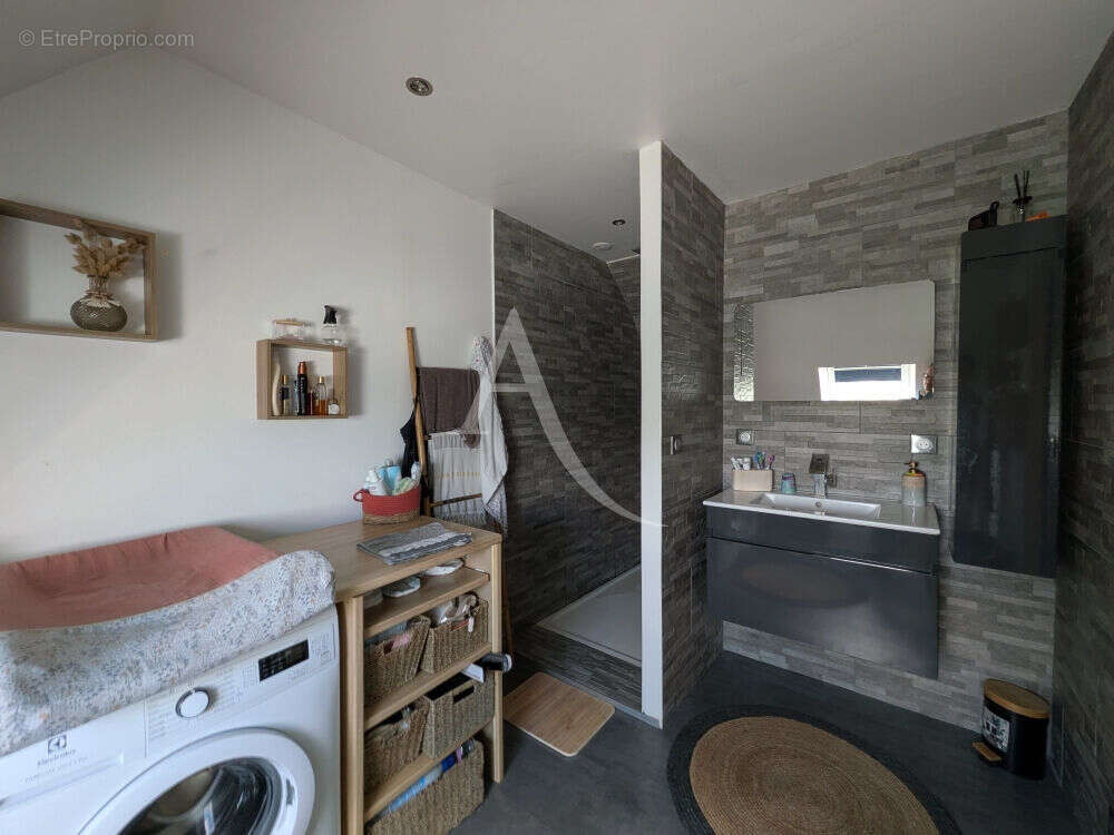Maison à ONZAIN