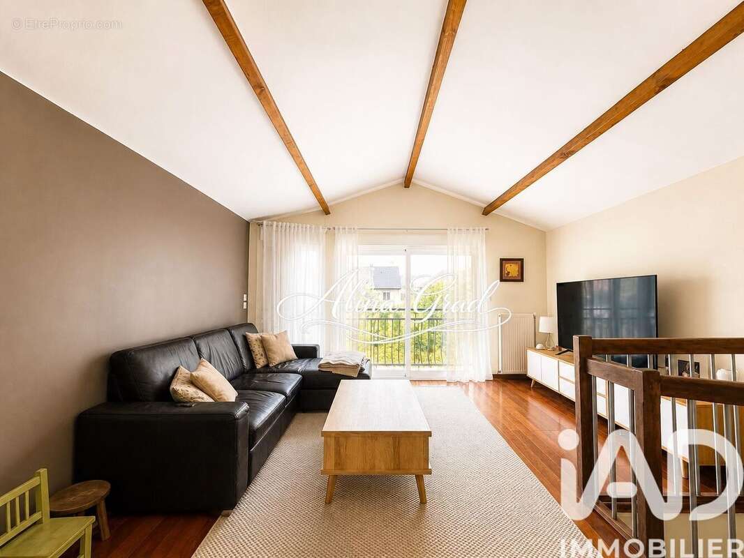 Photo 2 - Maison à MONTIGNY-LES-CORMEILLES