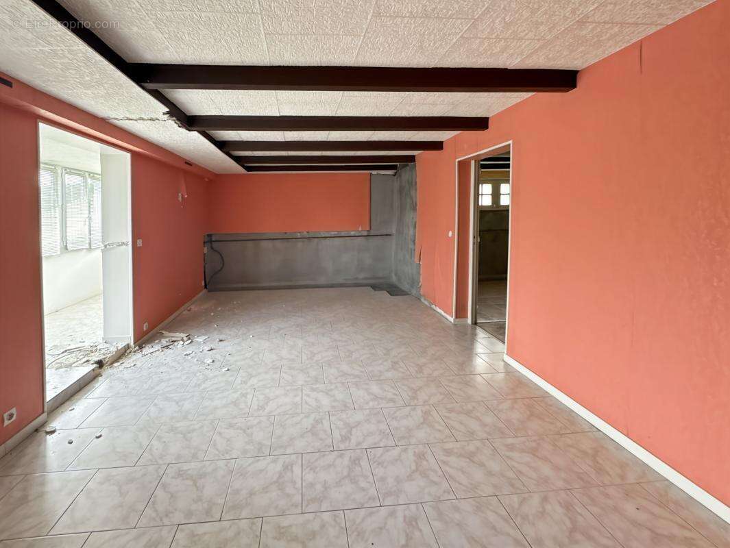 Maison à SAINT-ARNOULT