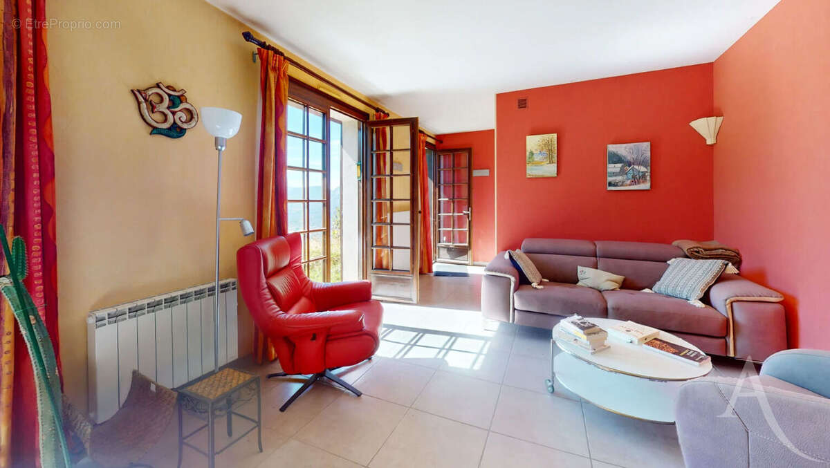 Maison à SAINT-JEAN-LE-VIEUX